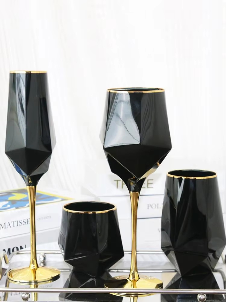 Taça de vidro de vinho com bor - Wine Beer Whiskey avaliação e preço
